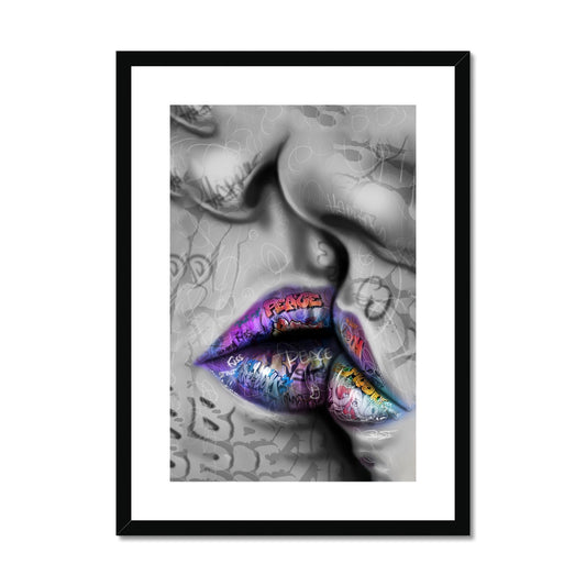 Love kiss - Framed Print